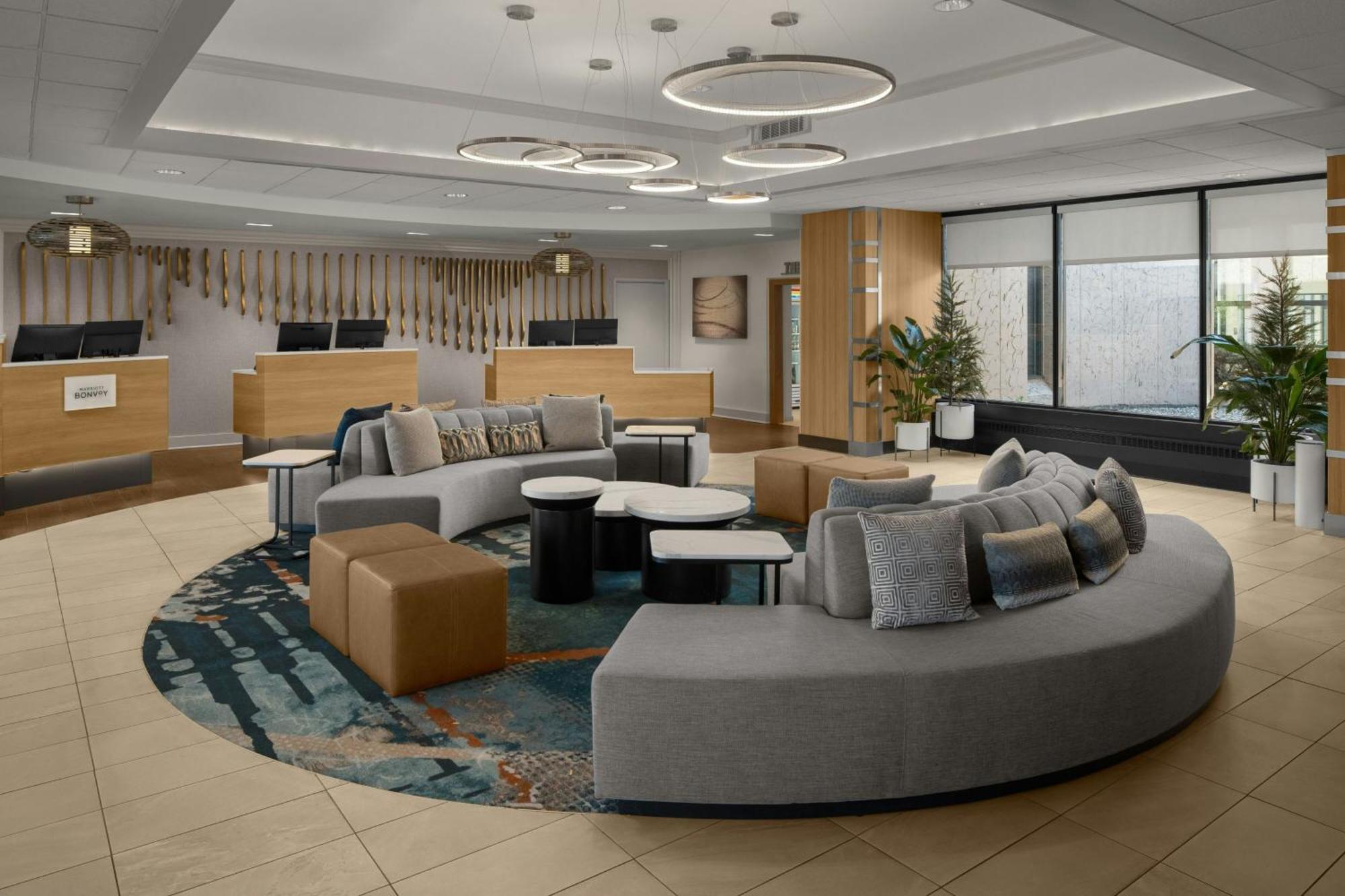 Sheraton Milwaukee Brookfield Exteriér fotografie