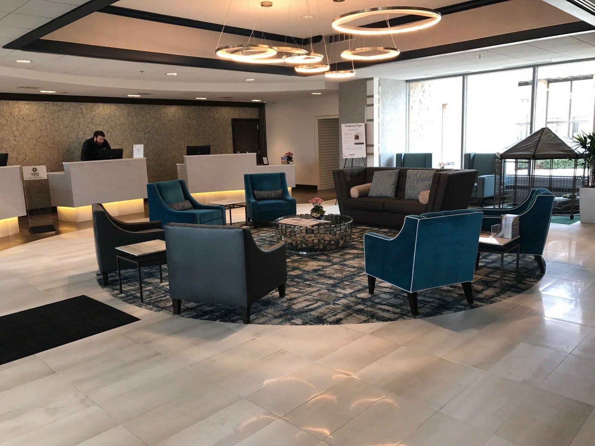 Sheraton Milwaukee Brookfield Exteriér fotografie