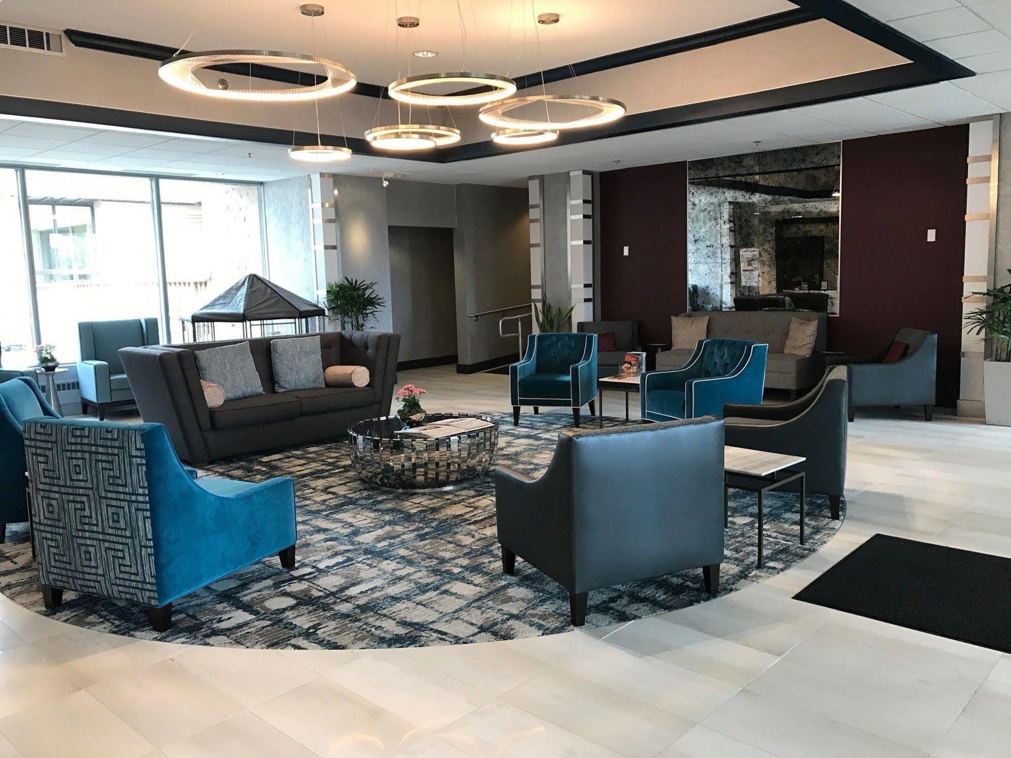 Sheraton Milwaukee Brookfield Exteriér fotografie